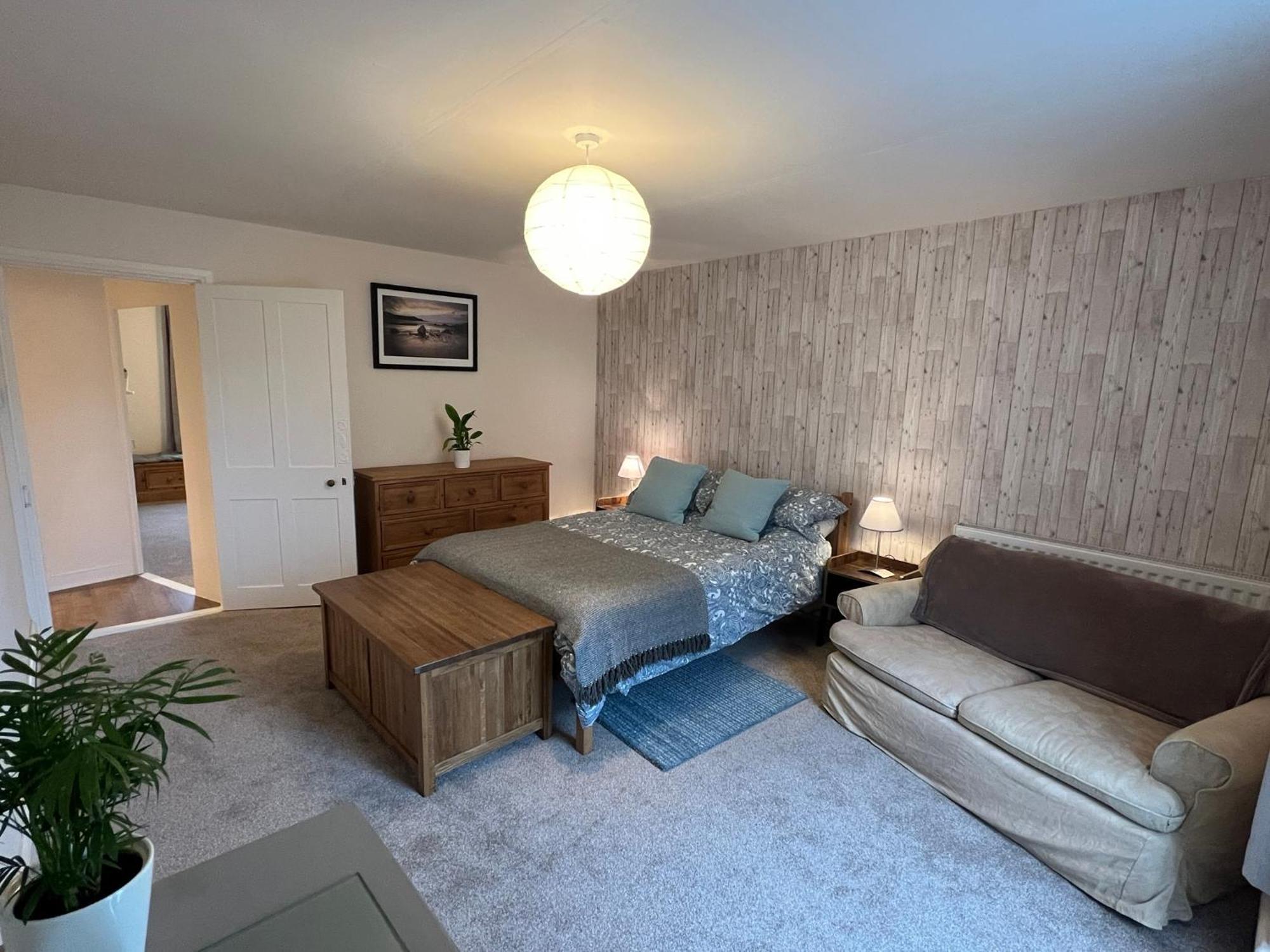 A Spacious 2 Bed Flat In Kingsbridge Town Exterior foto